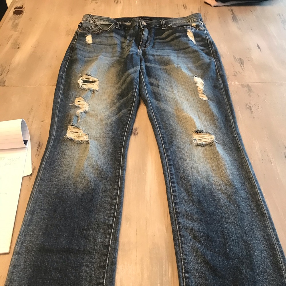 Rock and Republic blue jeans